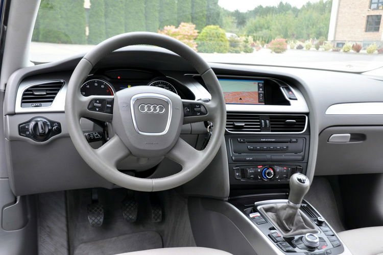 Audi A4 2.0T(211KM) 156tyś.km Quattro Xenon Led Navi Parktronik IWł Alu16"ASO zdjęcie 29