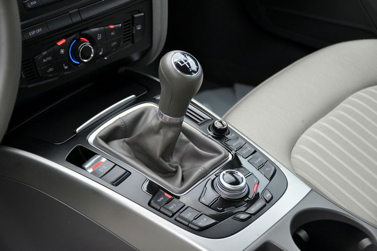 Audi A4 2.0T(211KM) 156tyś.km Quattro Xenon Led Navi Parktronik IWł Alu16"ASO zdjęcie 34
