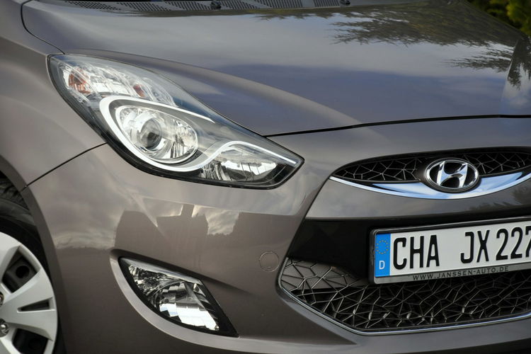 Hyundai ix20 1.6i(125KM) 36tyś.km Klimatyzacja Welur Parktronik Chrom I Wł ASO zdjęcie 12