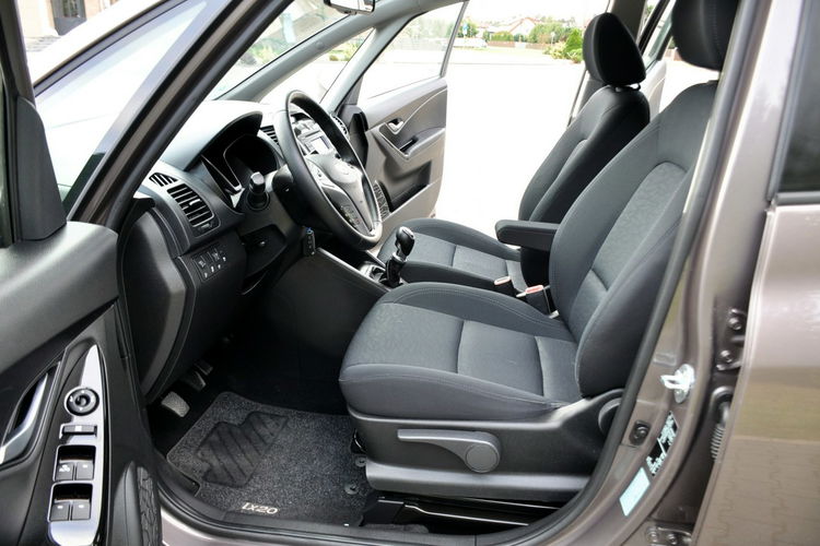 Hyundai ix20 1.6i(125KM) 36tyś.km Klimatyzacja Welur Parktronik Chrom I Wł ASO zdjęcie 22