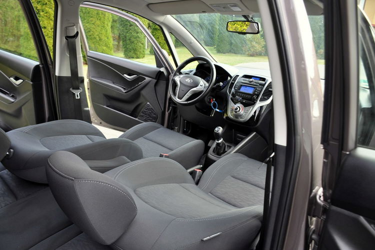 Hyundai ix20 1.6i(125KM) 36tyś.km Klimatyzacja Welur Parktronik Chrom I Wł ASO zdjęcie 24