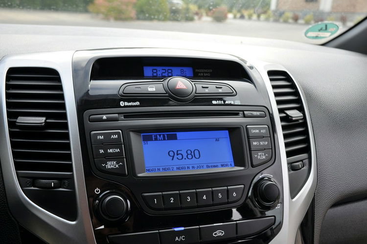 Hyundai ix20 1.6i(125KM) 36tyś.km Klimatyzacja Welur Parktronik Chrom I Wł ASO zdjęcie 32