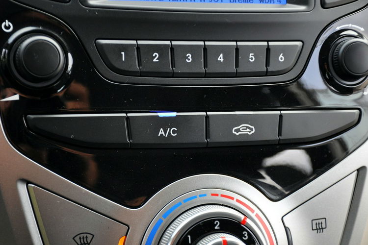 Hyundai ix20 1.6i(125KM) 36tyś.km Klimatyzacja Welur Parktronik Chrom I Wł ASO zdjęcie 34