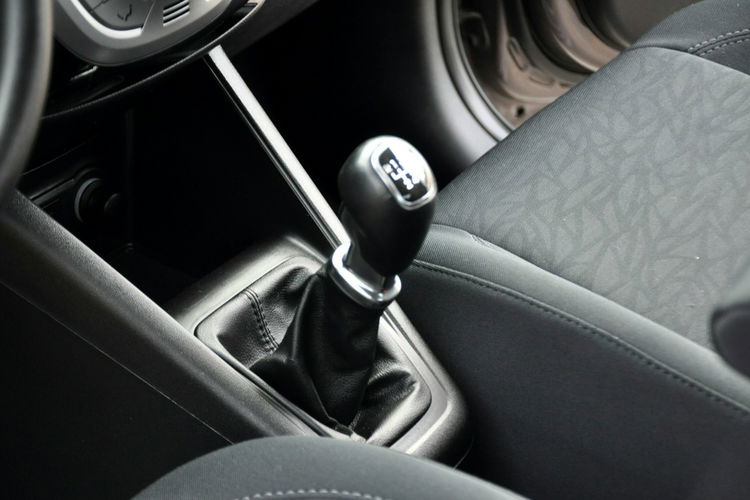 Hyundai ix20 1.6i(125KM) 36tyś.km Klimatyzacja Welur Parktronik Chrom I Wł ASO zdjęcie 35