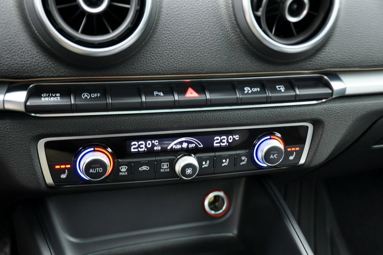 Audi A3 2.0TDI(184KM) 2xS-Line Radar ACC Xenon Led Navi Panorama Alu18"ASO zdjęcie 33