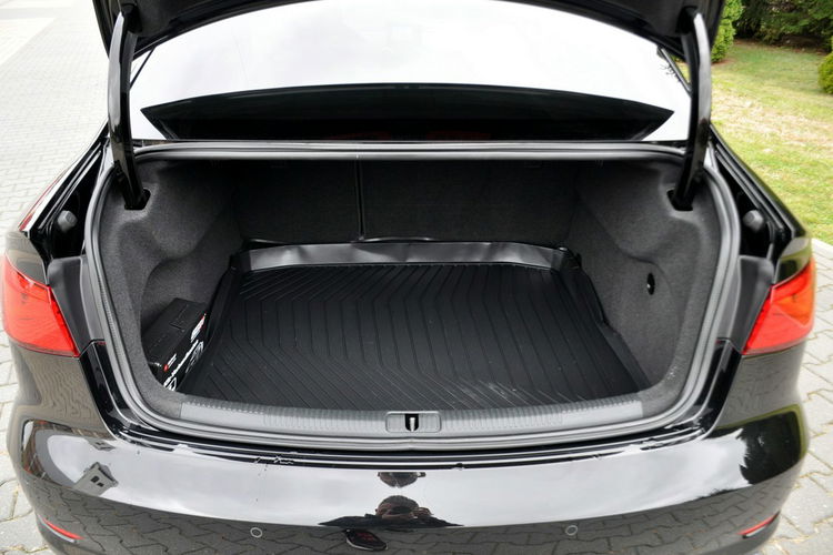 Audi A3 2.0TDI(184KM) 2xS-Line Radar ACC Xenon Led Navi Panorama Alu18"ASO zdjęcie 38