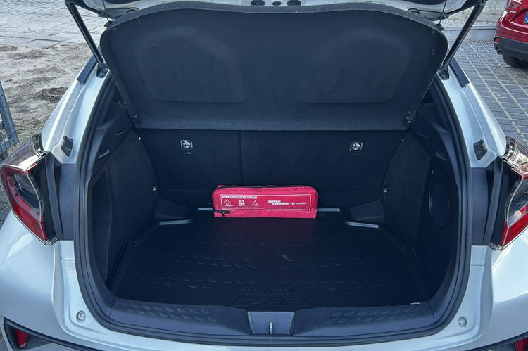Toyota C-HR Salon PL 1.8 Hybr Radar As. pasa Kam cof FullLed Skóry M Pole JBL zdjęcie 18