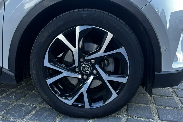 Toyota C-HR Salon PL 1.8 Hybr Radar As. pasa Kam cof FullLed Skóry M Pole JBL zdjęcie 25