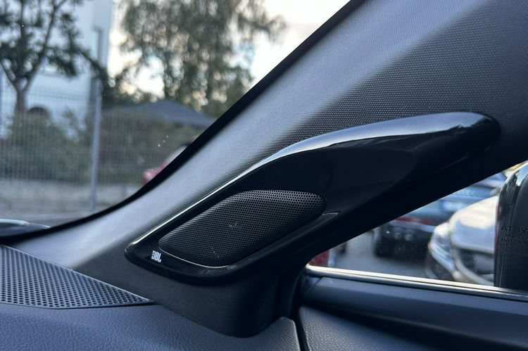Toyota C-HR Salon PL 1.8 Hybr Radar As. pasa Kam cof FullLed Skóry M Pole JBL zdjęcie 32