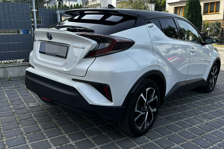 Toyota C-HR Salon PL 1.8 Hybr Radar As. pasa Kam cof FullLed Skóry M Pole JBL zdjęcie 6