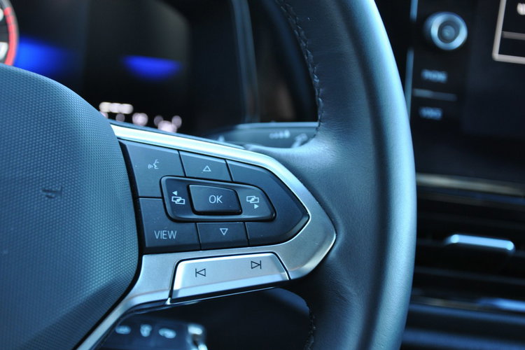 Volkswagen T-Roc 1.5TSI 150KM DSG R-Line Kamera Ambiente LED Gwarancja Dealer zdjęcie 16