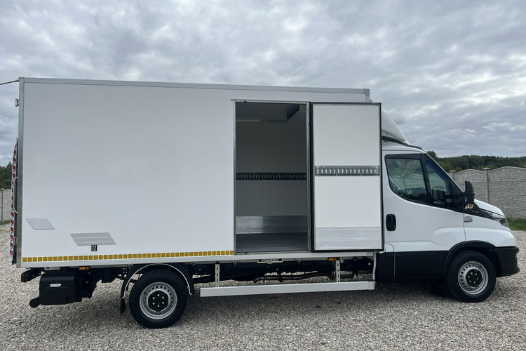Iveco Daily 35S16 3.0/160KM Dhollandia_750kg Chłodnia -29 C/+29 C GWARANCJA zdjęcie 11