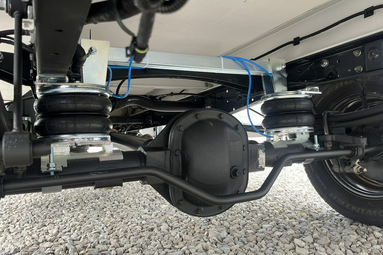 Iveco Daily 35S16 3.0/160KM Dhollandia_750kg Chłodnia -29 C/+29 C GWARANCJA zdjęcie 19