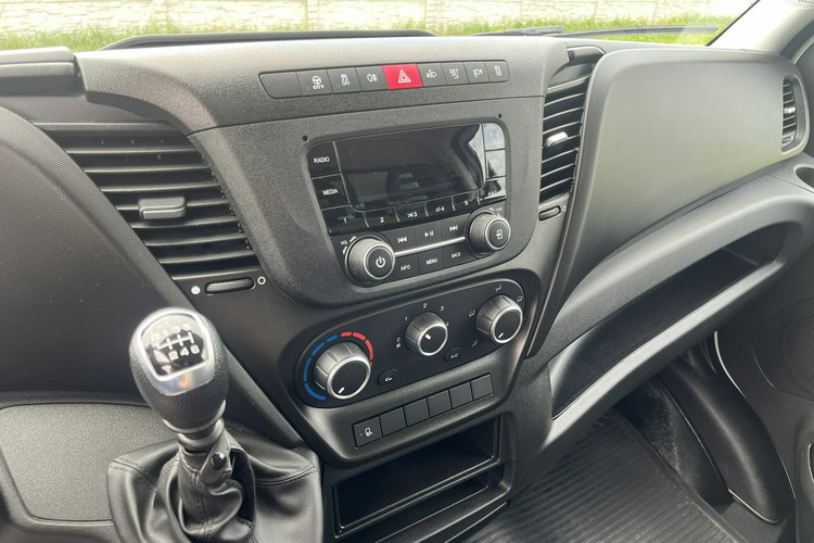 Iveco Daily 35S16 3.0/160KM Dhollandia_750kg Chłodnia -29 C/+29 C GWARANCJA zdjęcie 29