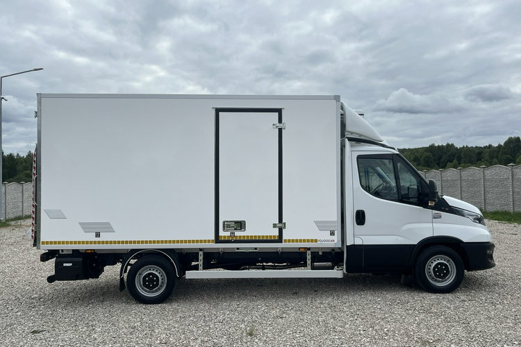 Iveco Daily 35S16 3.0/160KM Dhollandia_750kg Chłodnia -29 C/+29 C GWARANCJA zdjęcie 7