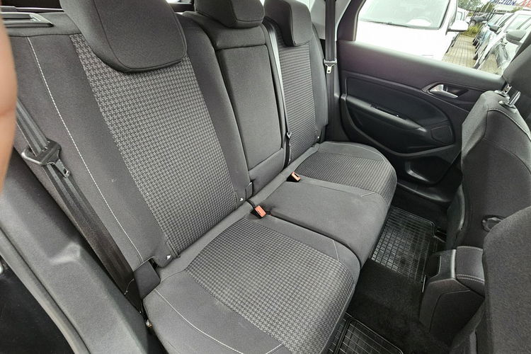 Peugeot 308 SW Model 2020 , nawigacja, czytanie znaków, kontrola pasa ruchu, led zdjęcie 12