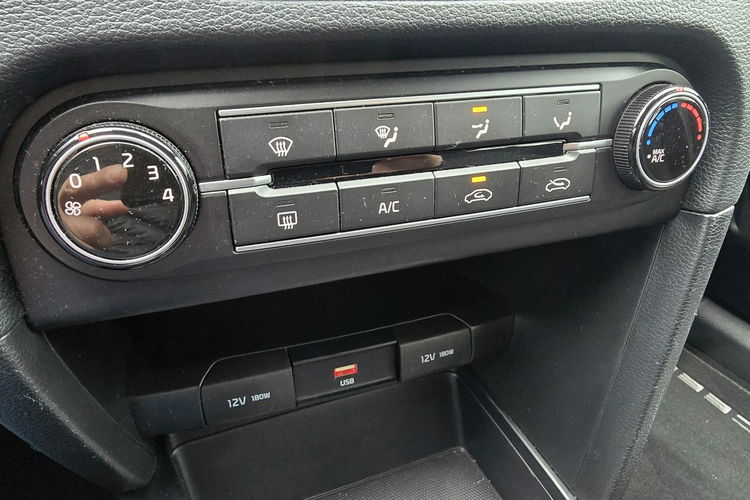 Kia Cee'd zdjęcie 15