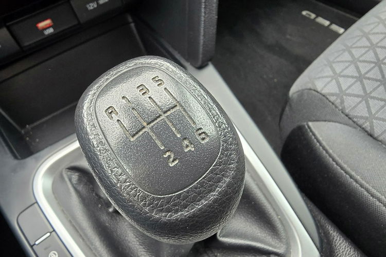 Kia Cee'd zdjęcie 16