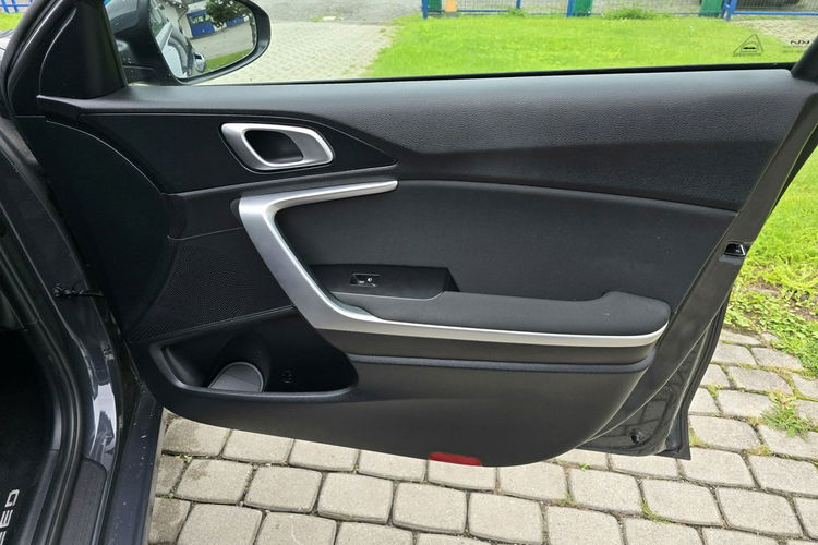 Kia Cee'd zdjęcie 22