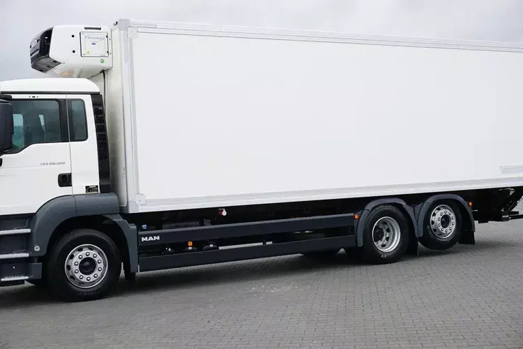 MAN TGS / 26.360 / EURO 6 / CHŁODNIA + WINDA / 20 PALET zdjęcie 14