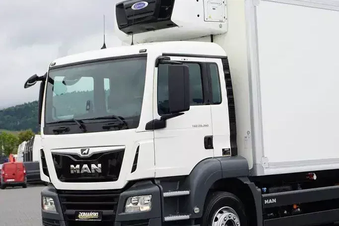 MAN TGS / 26.360 / EURO 6 / CHŁODNIA + WINDA / 20 PALET zdjęcie 30