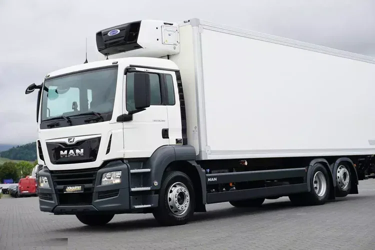 MAN TGS / 26.360 / EURO 6 / CHŁODNIA + WINDA / 20 PALET zdjęcie 31