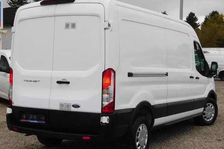 Ford Transit zdjęcie 2