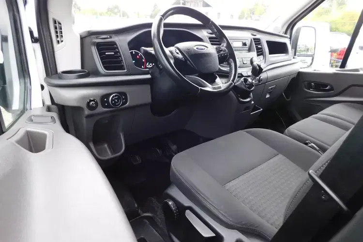 Ford Transit zdjęcie 7