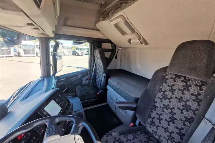 Scania R 460 A4x2NA zdjęcie 17
