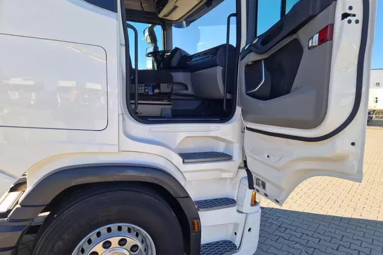 Scania R 460 A4x2NA zdjęcie 8