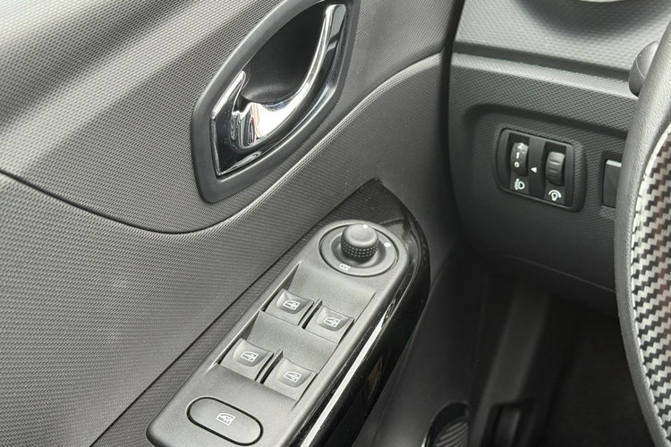 Renault Captur 1.3 TCe Version S zdjęcie 23