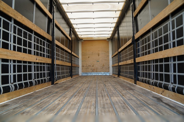 Renault T 440 / 6X2 / SOLÓWKA / FIRANKA 9.5 M / KLIMA POSTOJOWA / WINDA / ALUFELGI / OŚ PODNOSZONA zdjęcie 26