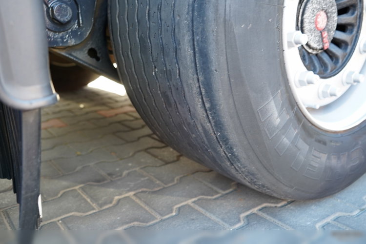 Wielton FIRANKA MEGA / LOWDECK / BDE - ROZSUWANE SŁUPKI / DACH PODNOSZONY / OSIE SAF zdjęcie 26