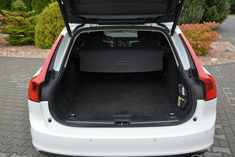 Volvo V90 Skóry Virtual Cockpit Radar ACC Harman/Kardon Navi Kamera Full Led zdjęcie 35