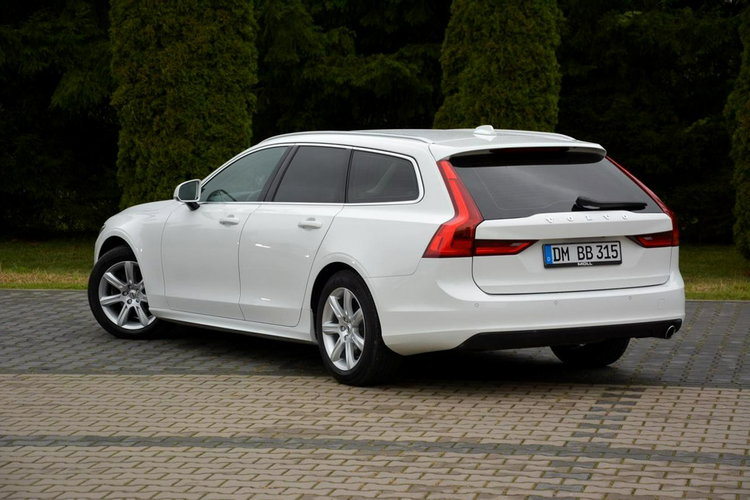 Volvo V90 Skóry Virtual Cockpit Radar ACC Harman/Kardon Navi Kamera Full Led zdjęcie 6