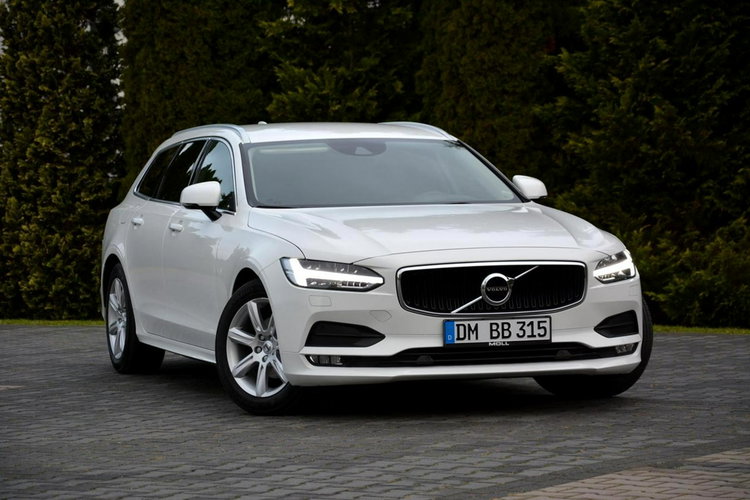 Volvo V90 Skóry Virtual Cockpit Radar ACC Harman/Kardon Navi Kamera Full Led zdjęcie 8