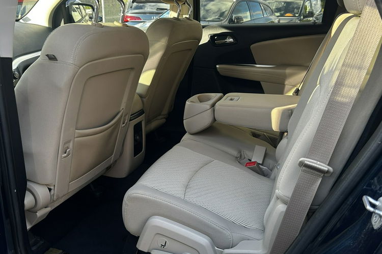 Dodge Journey 3.6V6 Pentastar automat tempomat kamera cof jasne wnętrze keyless zdjęcie 9