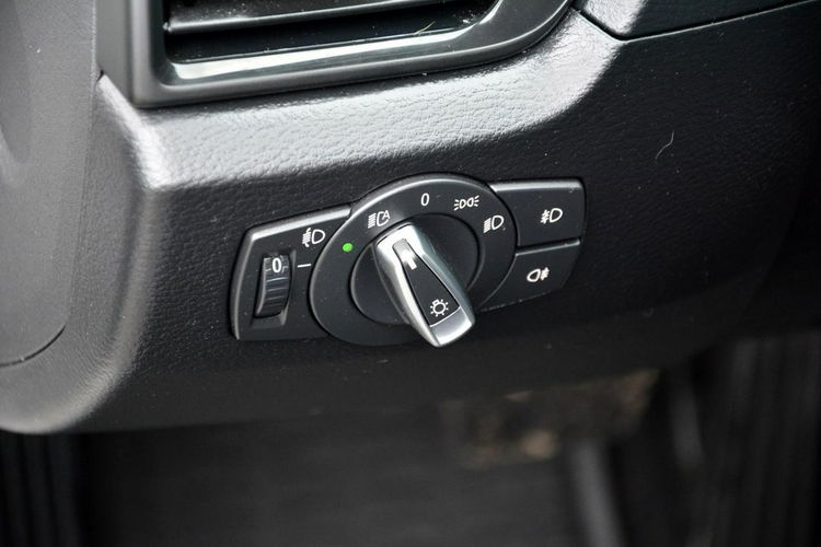 BMW X1 Lift x-Drive 4x4 Navi Klimatronic Parktronic Oryginał z Niemiec zdjęcie 31