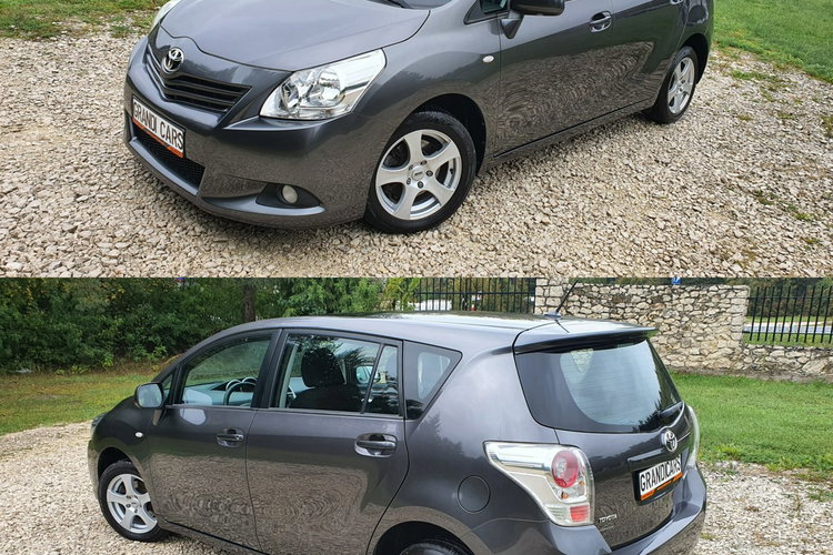 Toyota Verso 1.8 16v 147KM # Navi # Kamera # Climatronic # Panorama # Super Stan zdjęcie 41