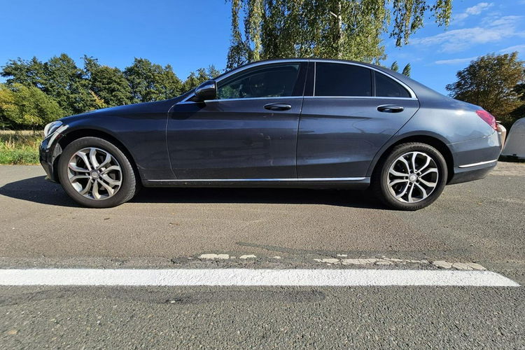 Mercedes C 180 C250 Sedan 211KM Avantgarde Duża Navi Radar FulLed Skóry zdjęcie 4
