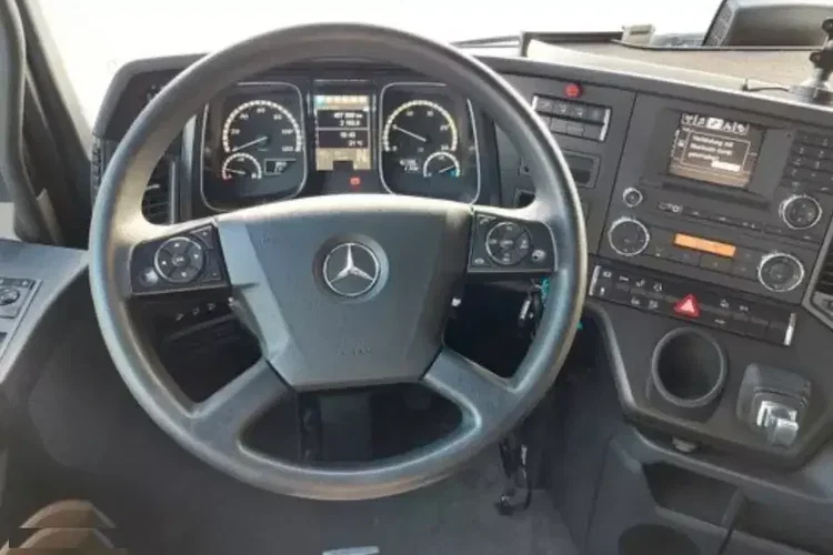 Mercedes ACTROS 2542 zdjęcie 4