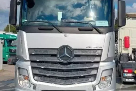 Mercedes ACTROS 2542 zdjęcie 5