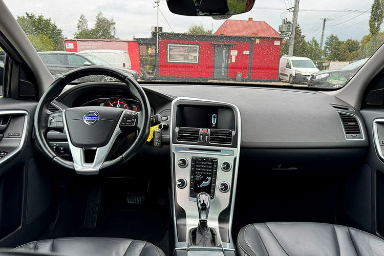 Volvo XC 60 Ocean Race Panorama Skóry Xenon Gwrancja zdjęcie 17