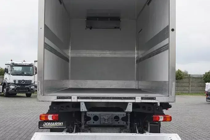 Mercedes ACTROS / 1830 / ACC / EURO 6 / CHŁODNIA + WINDA / 16 PALET zdjęcie 10