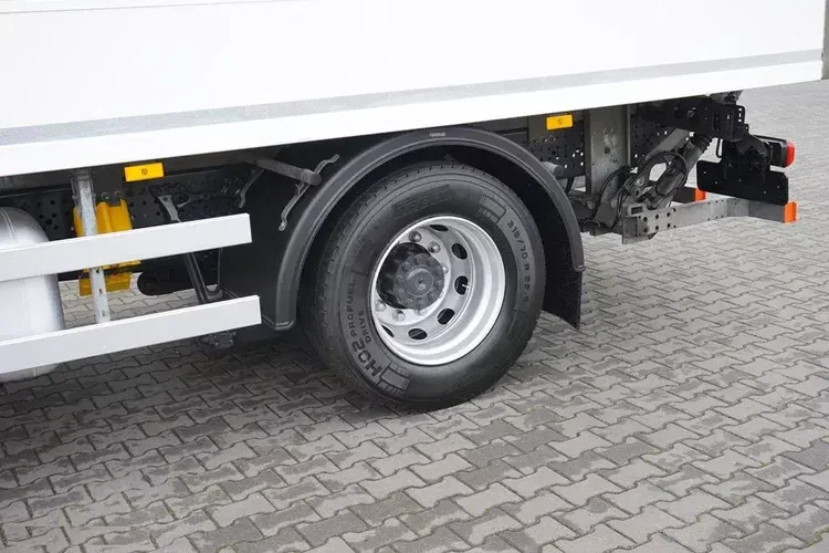 Mercedes ACTROS / 1830 / ACC / EURO 6 / CHŁODNIA + WINDA / 16 PALET zdjęcie 19
