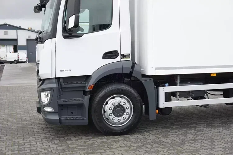 Mercedes ACTROS / 1830 / ACC / EURO 6 / CHŁODNIA + WINDA / 16 PALET zdjęcie 34
