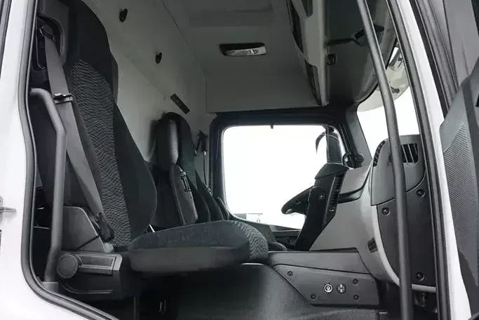 Mercedes ACTROS / 1830 / ACC / EURO 6 / CHŁODNIA + WINDA / 16 PALET zdjęcie 8