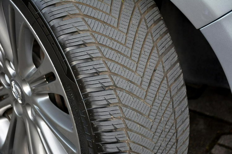 Opel Zafira 1.4T(140KM) Panorama Xenon Led Alu19 7 Foteli LPG STAG zdjęcie 35