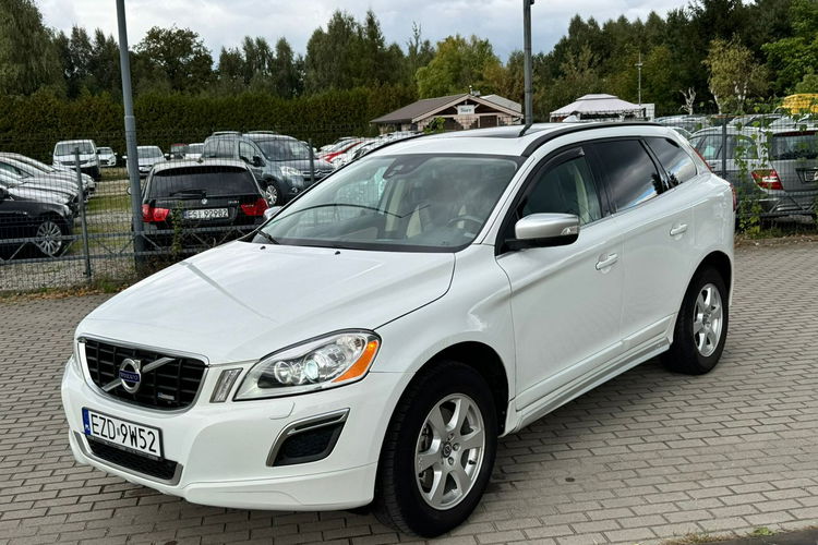 Volvo XC 60 R-Design Panorama Automat zdjęcie 2