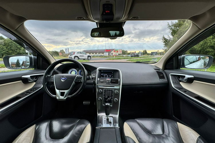 Volvo XC 60 R-Design Panorama Automat zdjęcie 21